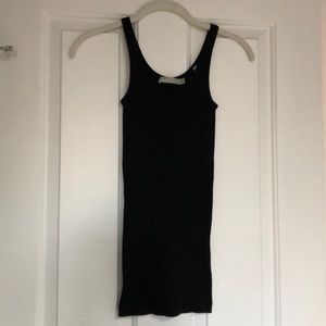 Vince black ribbed tank - XS